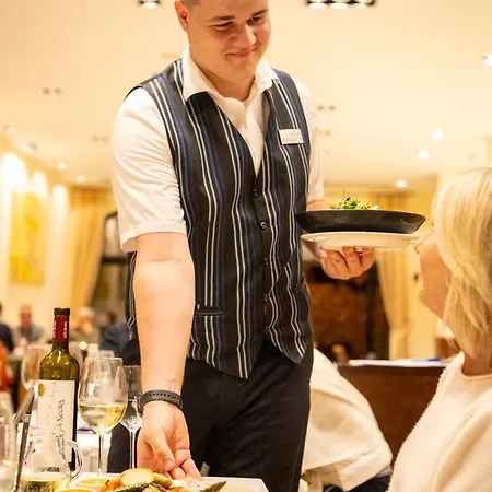 Luz Del Mar 호텔 4*